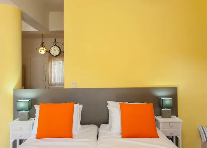 Evelia Apartment
